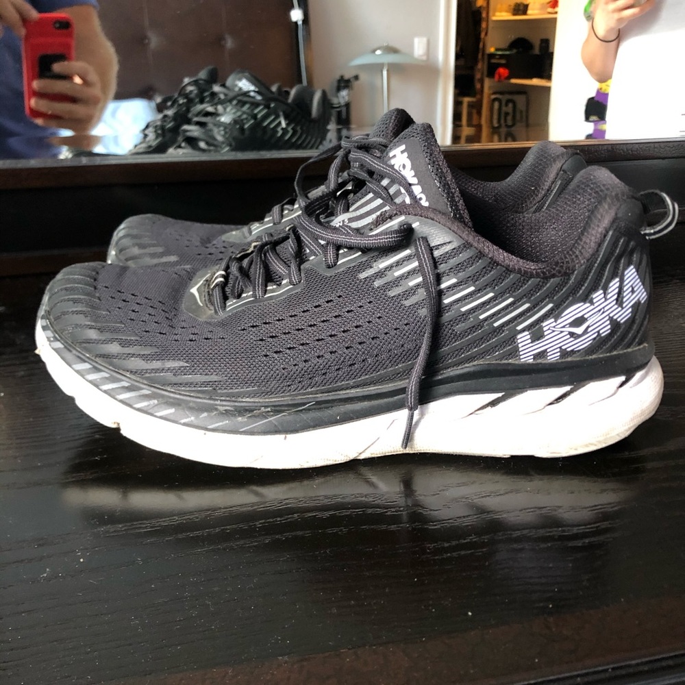 Hoka One One Clifton 5